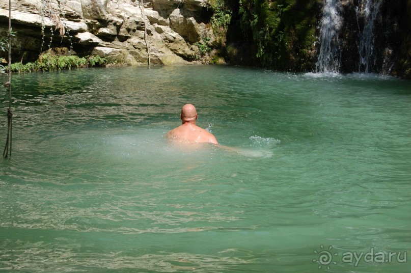 Это 3*,но очень хорошая,если не ждать сервиса 5*........то рекомендую.