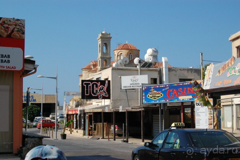 Это 3*,но очень хорошая,если не ждать сервиса 5*........то рекомендую.