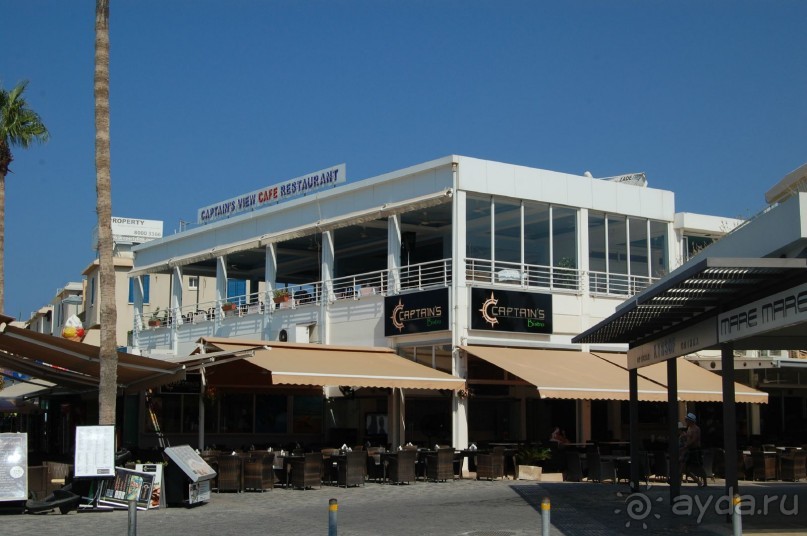 Это 3*,но очень хорошая,если не ждать сервиса 5*........то рекомендую.