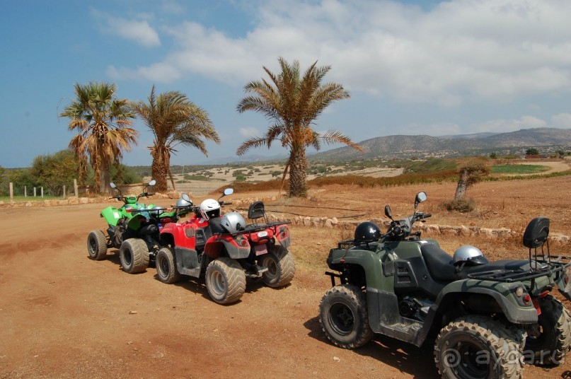 Это 3*,но очень хорошая,если не ждать сервиса 5*........то рекомендую.