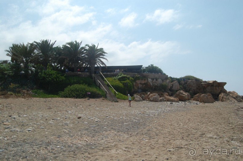 Это 3*,но очень хорошая,если не ждать сервиса 5*........то рекомендую.