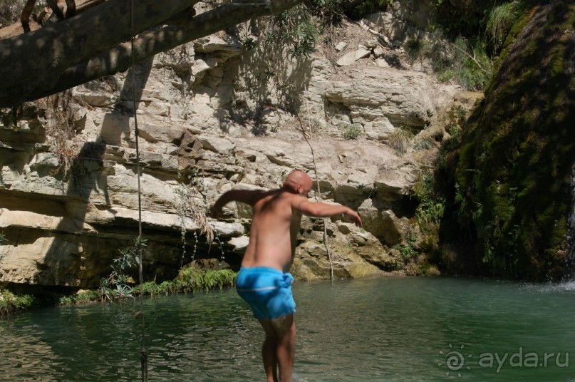 Это 3*,но очень хорошая,если не ждать сервиса 5*........то рекомендую.