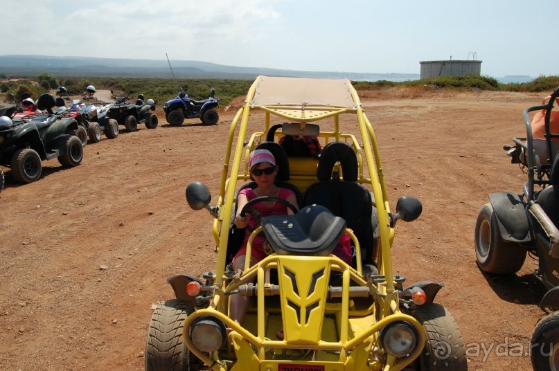 Это 3*,но очень хорошая,если не ждать сервиса 5*........то рекомендую.