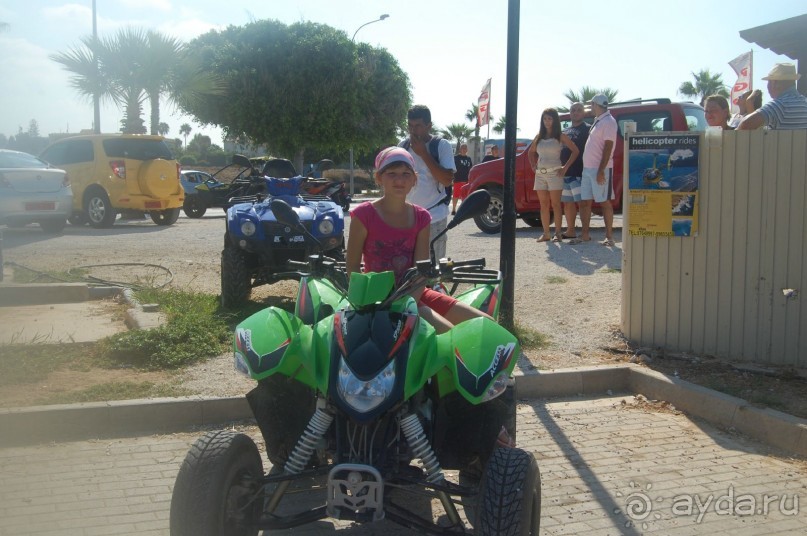 Это 3*,но очень хорошая,если не ждать сервиса 5*........то рекомендую.