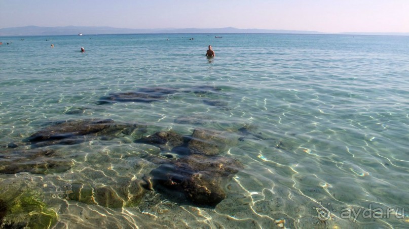 Вот оно какое сказочное Эгейское море... И каждый день и даже ночью (купания)...
(а что если и залив - то не море!?) 