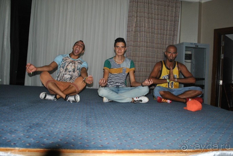 СУПЕР ОТЕЛЬЧИК С ДРУЗЬЯМИ ТОЛЬКО СЮДА)))))))))))