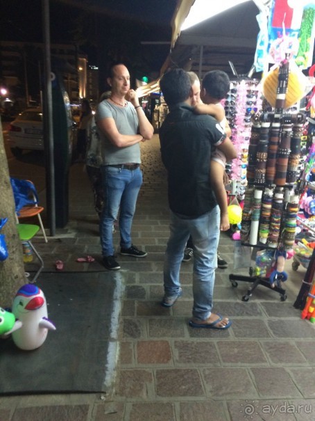 Римини медленно тает в ожерелье фонтанных брызг