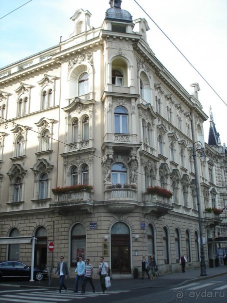 Приятное место