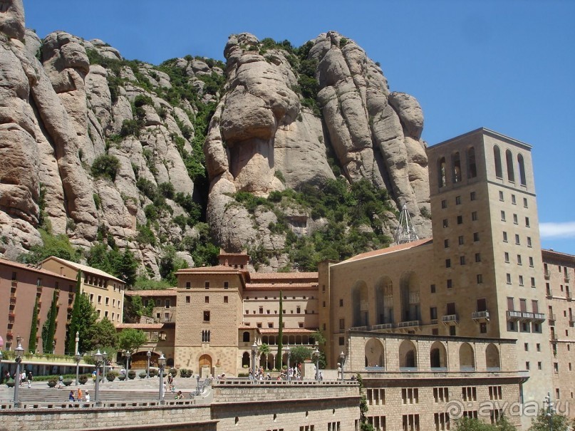 горы Монтсеррат и фуникулеры