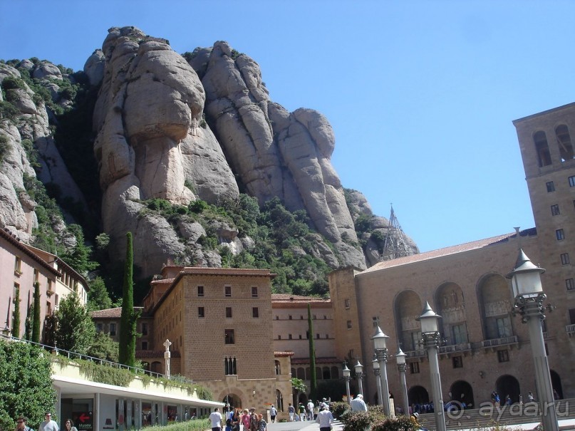 горы Монтсеррат и фуникулеры