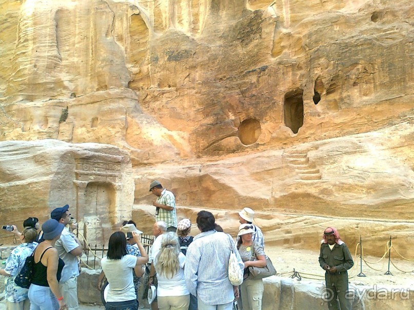 ПЕТРА    " MEMENTO MORTIS"