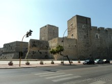 Замок в Бари!