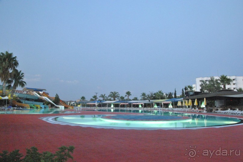 фото Les Pyramides