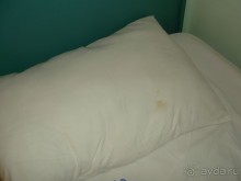 Полное несоответсвие того что вам продают.