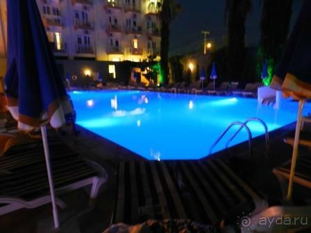 Твёрдая четвёрка