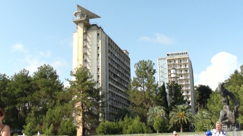 вид на корпуса Маяк и Амзара