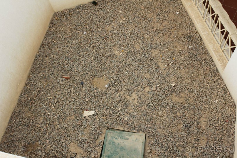 Грязь, очеререди, хамство и еще раз грязь ждет вас в это отеле