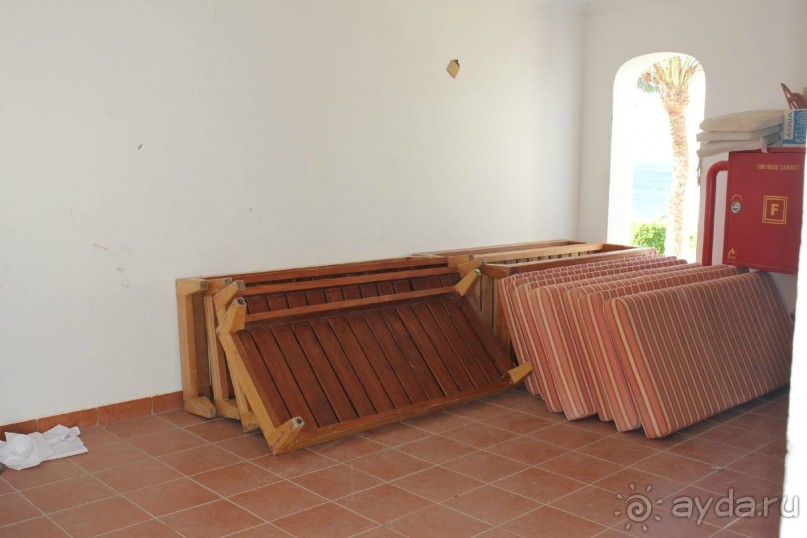 Грязь, очеререди, хамство и еще раз грязь ждет вас в это отеле