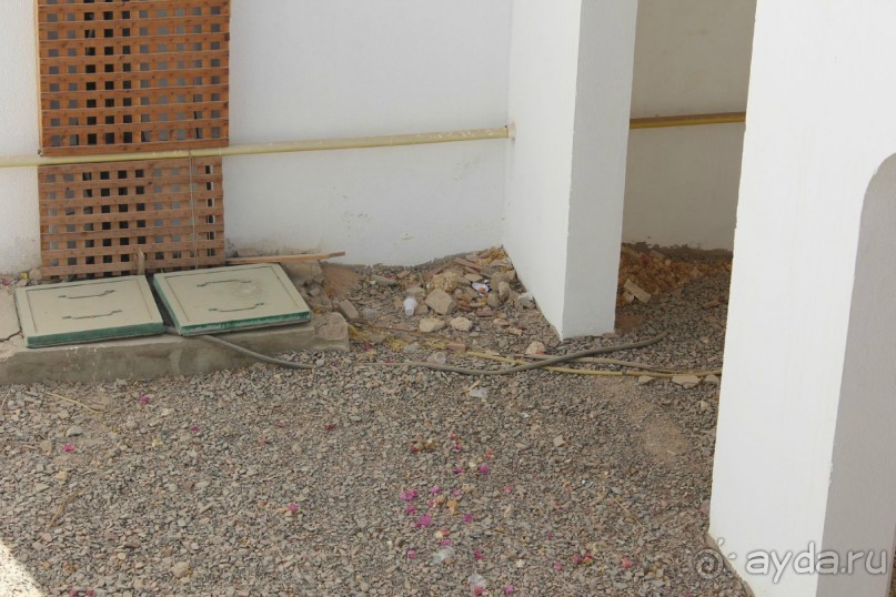 Грязь, очеререди, хамство и еще раз грязь ждет вас в это отеле