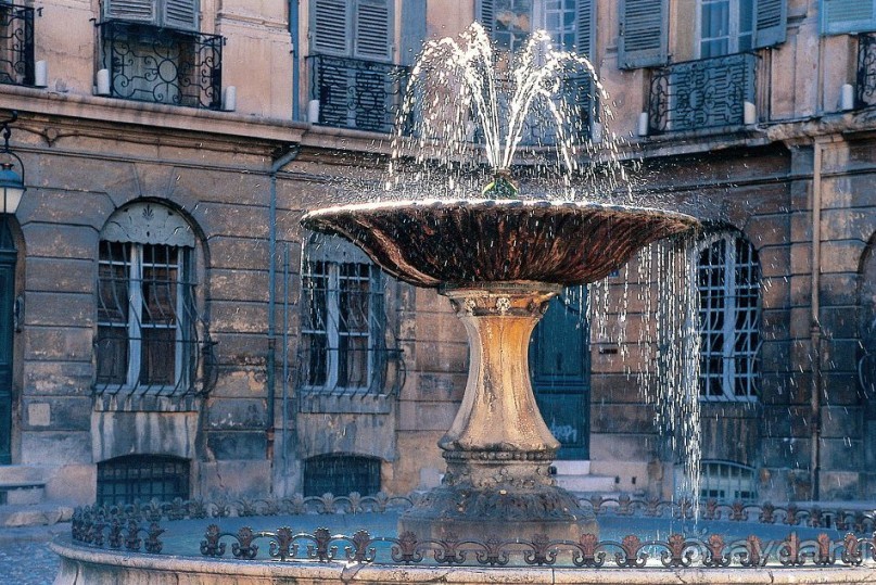 Экс-ан-Прованс (Aix-en-Provence). Прованс.FRANCE
