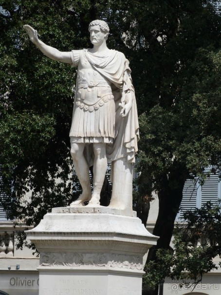 Ним - НИМЕС -юг Франции !