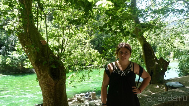 Воклюз (карстовый) пещера -источник , крупнейший в Европе !