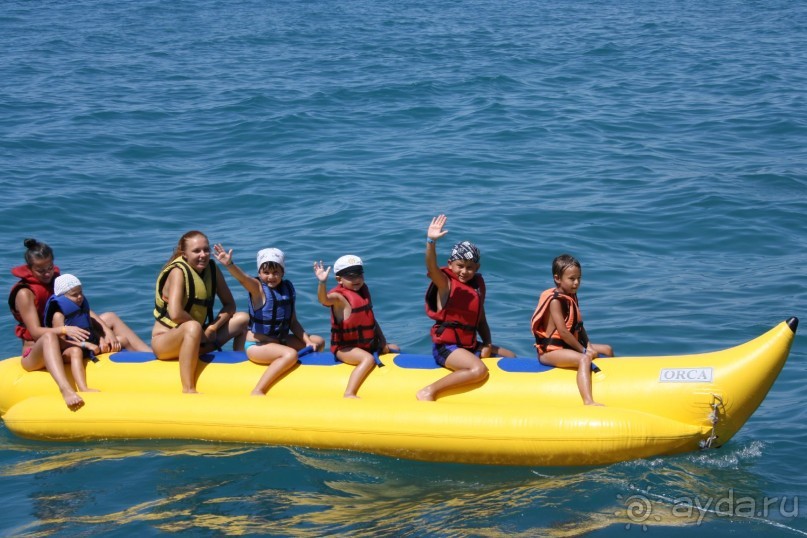 Сынишке 5лет с удовольствием катался на банане (это часть анимационной программы)