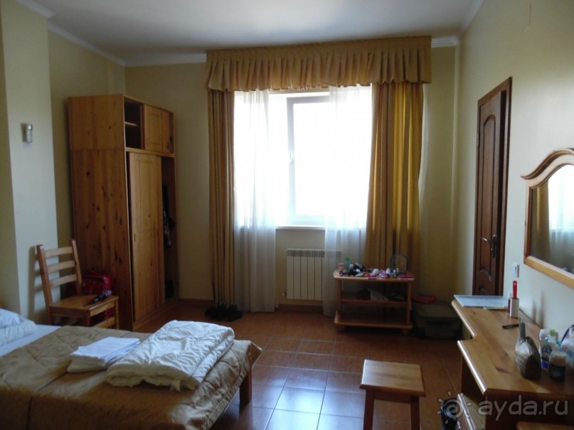 Спокойный отель на берегу моря.