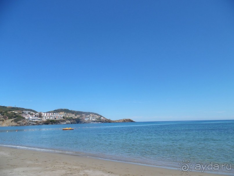 Бухта где расположен отель