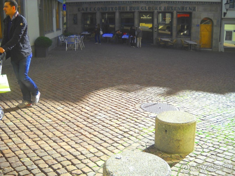 Не дорожка - а картинка... Это тебе не Россия...