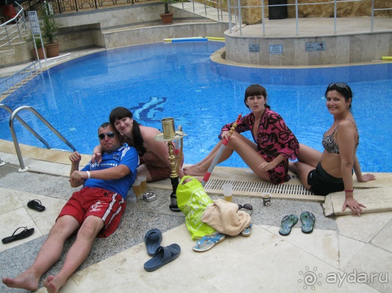 приличный бюджетный вариант