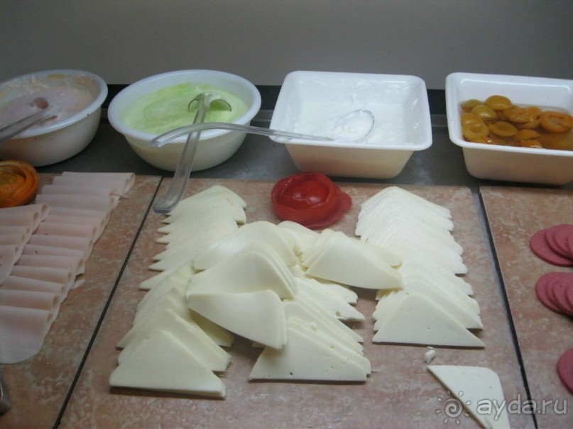 приличный бюджетный вариант