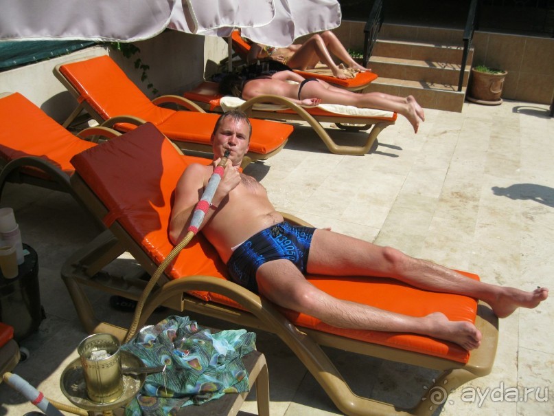 приличный бюджетный вариант