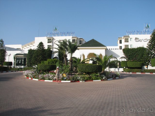 Центральный вход