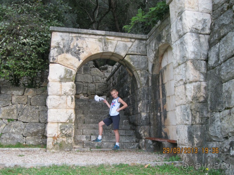 Черногория. Путешествие по Будванской Ривьере пешком! День первый и второй.
