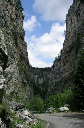 Родопы - горный рай. Пещеры. "Горло дьявола".