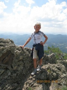 Родопы-горный рай. Скала "Невеста".