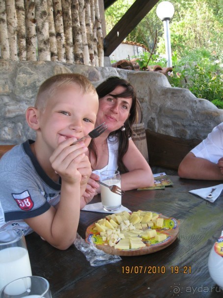 Родопы-горный рай. Скала "Невеста".