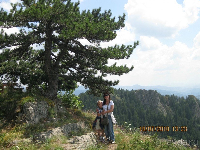 Родопы-горный рай. Скала "Невеста".