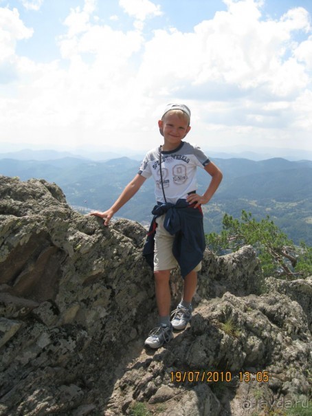 Родопы-горный рай. Скала "Невеста".