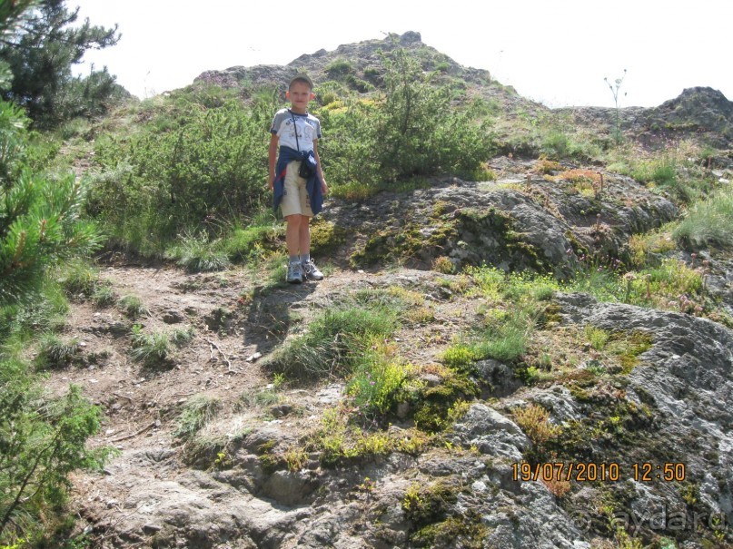 Родопы-горный рай. Скала "Невеста".