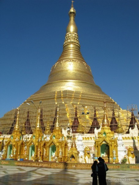 По стране золотых пирамидок