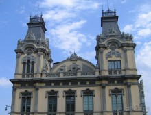 Барселона. Здание порта