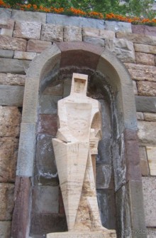 Монтсеррат. Рыцарь, всегда смотрящий тебе в глаза