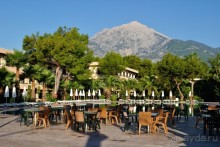 Кафе , бассейн