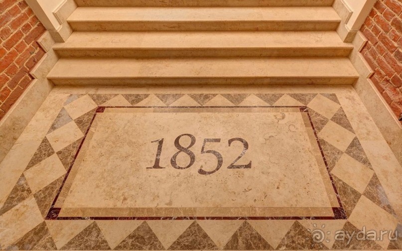 Отель в историческом центре Санкт-Петербурга