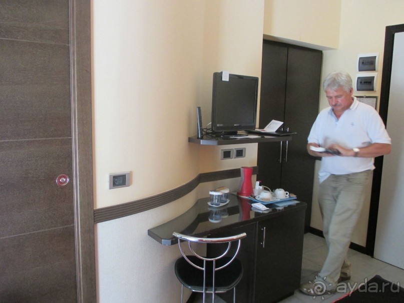 Очень симпатичный и очень бюджетный отель. Очень симпатичный и очень бюджетный отель.