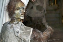 Лаборатория масок к фильмам ужасов.