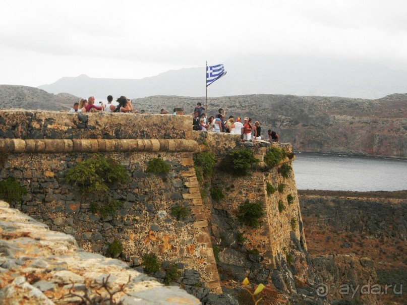 Остров Грамвуса и бухта Балос. Греция.