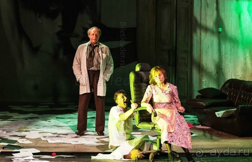 РАМТ довел до слез. Спектакль "Цветы для Элджернона".